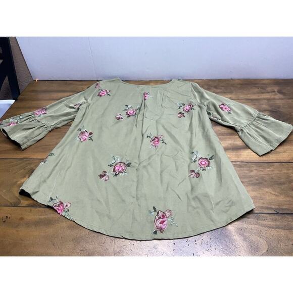 John Mark Women's M Olive Green Floral Embroidered Tunic Top 3/4 Bell Sleeve - Picture 10 of 11